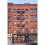 Rent 2 bedroom apartment of 185 m² in New York