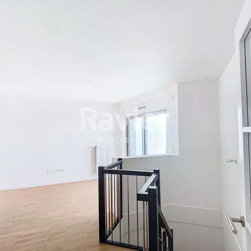 Location appartement 5 pièces 107 m² Suresnes (92150)