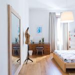 Rent 2 bedroom apartment in Milan