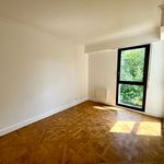 Rent 3 bedroom apartment of 70 m² in Saint-Cloud