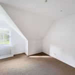 Huur 5 slaapkamer huis van 455 m² in Tournai