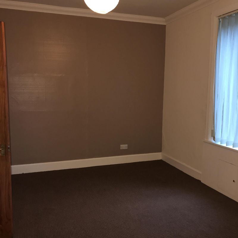 1 Bedroom Flat to Rent at Carluke, Clydesdale-West, South-Lanarkshire, England