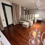 Affitto 1 camera appartamento di 80 m² in Milano