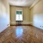 Rent 5 bedroom apartment of 260 m² in Varese