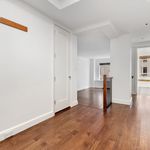 Rent 1 bedroom apartment of 75 m² in New York