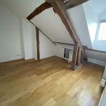 Rent 2 bedroom apartment of 67 m² in Versailles