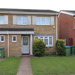 Rent 3 bedroom house in Walton-on-Thames