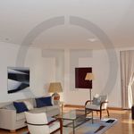 Rent 6 bedroom apartment of 156 m² in Genève