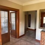 Rent 4 bedroom house of 400 m² in City of Tshwane