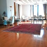 Rent 3 bedroom apartment of 210 m² in Kifisia