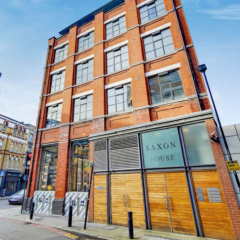 Amazing One Bedroom Apartment within a Stylish Warehouse Conversion by Liverpool Street Whitechapel