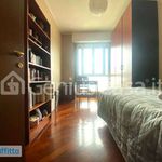 Rent 4 bedroom house of 130 m² in Milan