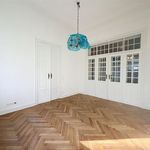 Rent 1 bedroom apartment of 96 m² in Bruxelles