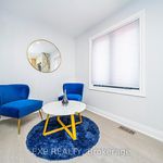Rent 3 bedroom apartment of 700 m² in Georgina