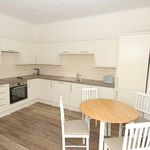 Rent 4 bedroom apartment in Stirling