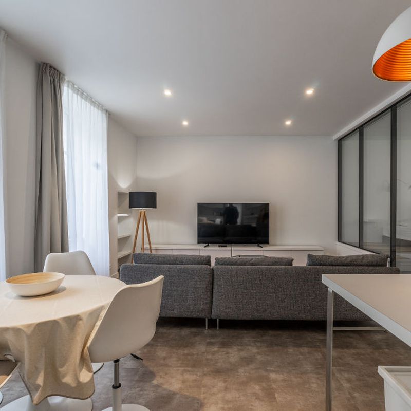 Appartement meublé et rénové dans le centre ville de Nantes – Espaces Atypiques