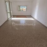 Affitto 5 camera appartamento di 120 m² in Lamezia Terme