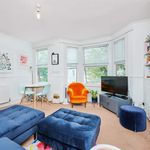 Rent 1 bedroom apartment in Bracknell