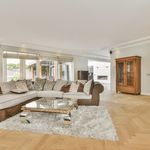 Rent 10 bedroom house of 252 m² in Amstelveen
