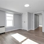 Rent 1 bedroom apartment of 532 m² in Westport
