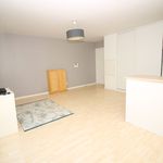 Rent 2 bedroom apartment of 44 m² in Poissy