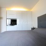 Rent 3 bedroom apartment of 85 m² in Courbevoie