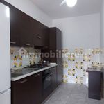 Affitto 3 camera appartamento di 90 m² in Reggio Calabria