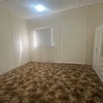Rent 4 bedroom house in Bootawa