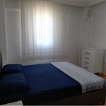 Rent 3 bedroom apartment of 100 m² in Babataşi
