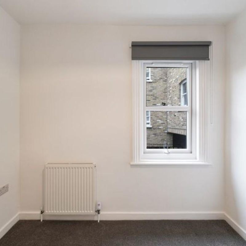 2 bedroom apartment to rent West Kilburn