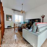 Affitto 2 camera appartamento di 90 m² in Vicenza