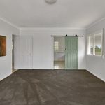 Rent 5 bedroom house of 4 m² in Queensland