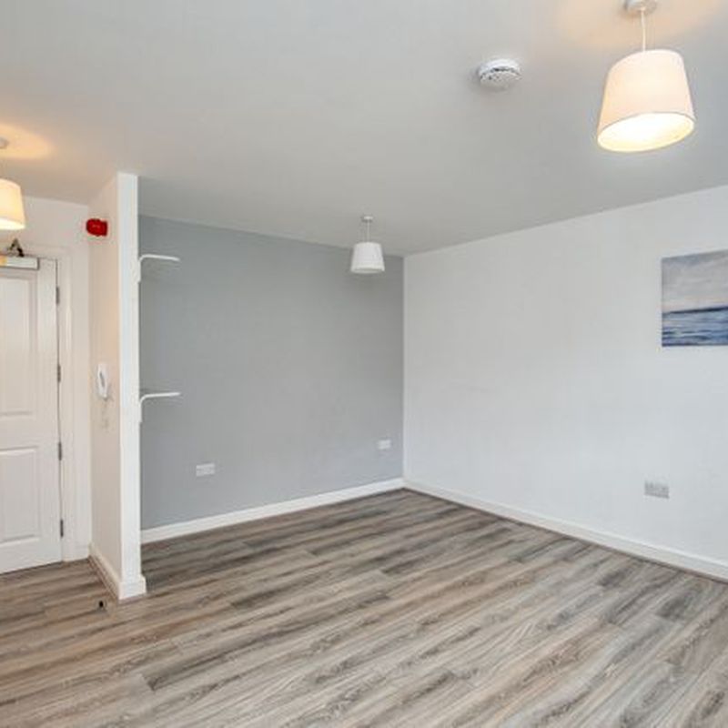 Flat to rent in Westgate, Rotherham S60