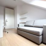 Rent 3 bedroom apartment of 110 m² in Ixelles