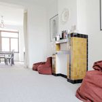 Appartement de 90 m² avec 1 chambre(s) en location à Etterbeek