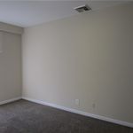 Rent 3 bedroom apartment of 1500 m² in New Windsor