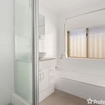 Rent 3 bedroom house of 84 m² in  Warnbro WA 6169                        