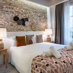 Rent 3 bedroom apartment of 54 m² in Barcelona