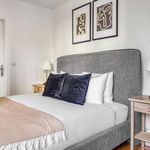 Rent 3 bedroom apartment of 83 m² in Paris