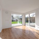 Rent 5 bedroom apartment of 220 m² in München