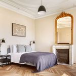 Appartement de 150 m² avec 3 chambre(s) en location à Paris