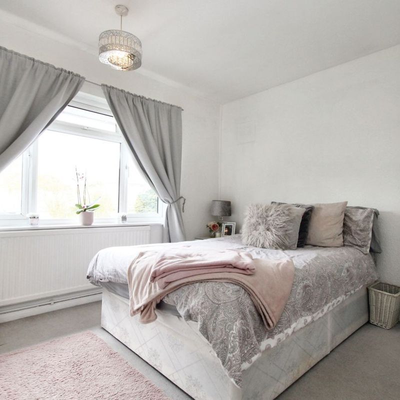 apartment for rent in Romford Chase Cross