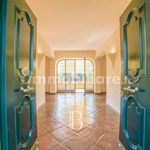 Rent 5 bedroom house of 550 m² in Rome