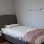 Rent a room of 95 m² in Lisbon