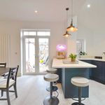Rent 5 bedroom apartment of 88 m² in Bristol