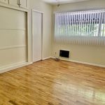 Rent 2 bedroom apartment of 102 m² in Los Angeles