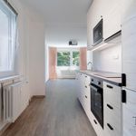 Rent 5 bedroom apartment of 99 m² in Praha