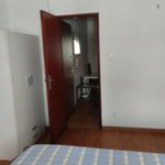 Rent 4 bedroom apartment in Almada
