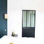 Appartement de 165 m² avec 3 chambre(s) en location à Bordeaux