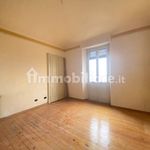 Affitto 3 camera appartamento di 70 m² in Cuneo